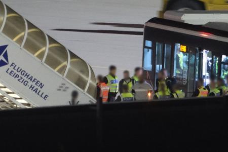 Am frühen Dienstagmorgen startete erneut ein Abschiebeflug von Leipzig-Halle nach Afghanistan.