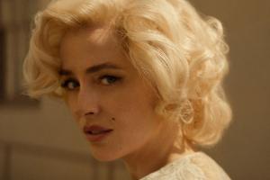 Erste Bilder: Dakota Johnson verwandelt sich in Marilyn Monroe