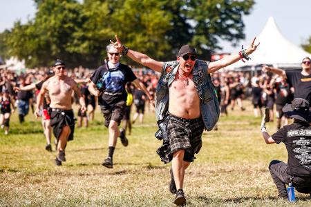 Die Metalfans sind glücklich.
