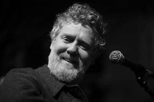 Der Ire Glen Hansard starb im Alter von 56 Jahren. 