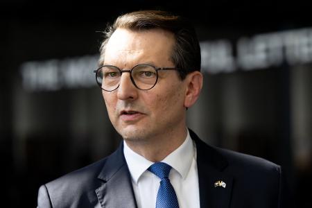 BMWs neuer Chef muss schon in den ersten Monaten unerfreuliches verkünden. (Archivbild)