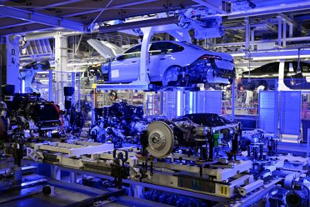Die BMW-Werke in Deutschland sind laut BMW-Chef Nedeljkovic sehr gut ausgelastet. (Archivbild)
