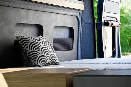 Rocket One L Längsbett Heck Liegefläche erweiterbar Schlafbereich