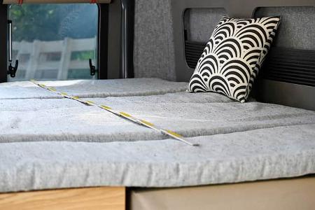 Rocket One L Längsbett Heck Liegefläche erweiterbar Schlafbereich