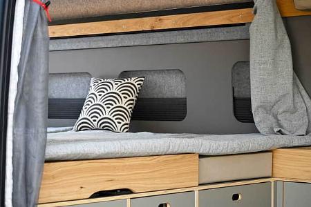 Rocket One L Längsbett Heck Liegefläche erweiterbar Schlafbereich