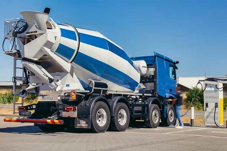 07/2026 Mercedes eArocs Baustellenfahrzeuge