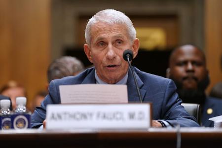 Der US-Immunologe Fauci hat von seinem Schweigerecht Gebrauch gemacht.