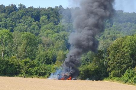 Mähdrescher in Vollbrand