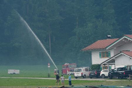 Bei dem Großeinsatz sind rund 200 Menschen im Einsatz.