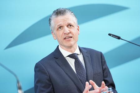 CDU/CSU-Frakionschef Frei mahnt eine Rückkehr zur Sacharbeit an. (Archivbild)