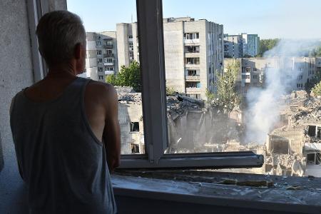Bei den russischen Luftangriffen auf die Ukraine wird immer wieder auch zivile Infrastruktur getroffen.