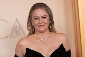 Alicia Silverstone wird wieder Cher: "Clueless"-Serie kommt doch noch
