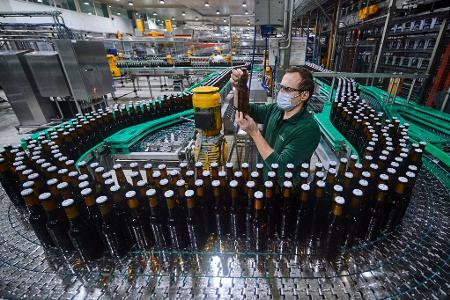 Bier gehört für viele Menschen nicht mehr zum Alltag. (Symbolbild)