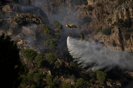 In Spanien sind die verheerenden Waldbrände in den Regionen Madrid, Ávila und Toledo inzwischen weitgehend eingedämmt.