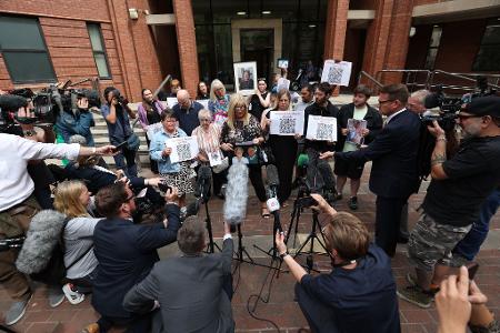 Ein Bestatter wurde in England zu 20 Jahren Haft verurteilt.