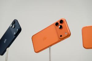 Die iPhone-17-Modellreihe half Apple, zum Smartphone-Spitzenreiter zu werden. (Archivbild)