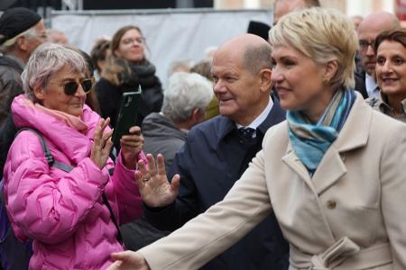 Mecklenburg-Vorpommerns Ministerpräsidentin Manuela Schwesig (SPD) galt immer wieder als mögliche SPD-Chefin. (Archivfoto) 