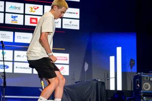 "Pogi" steckt im Stau: Deutscher Amateur schlägt den Champion