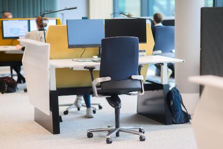 Ruhe im Büro? Viele wollen mehr Rücksicht beim Arbeiten
