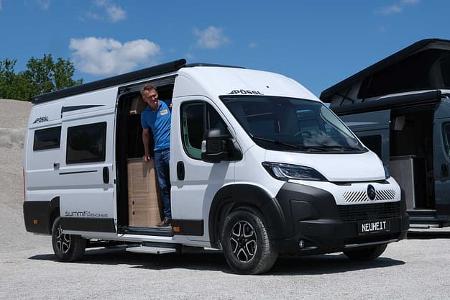 Pössl Summit Shine 640 R Evo, Campingbus, außen