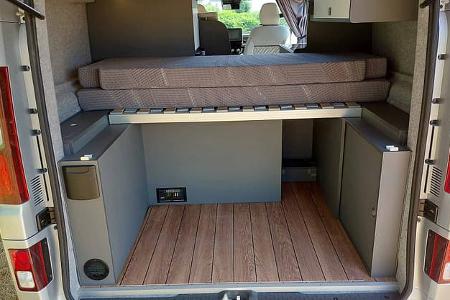 Campingbus, Dreamer Cap Easy, Dreamer, Heck, Stauraum, Bett