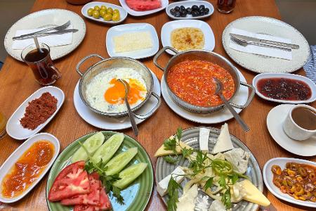 Das Frühstück aus der osttürkischen Provinz Van ist landesweit bekannt. 