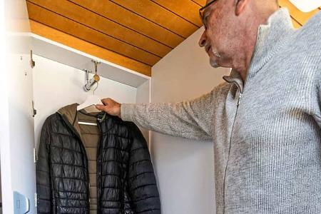 f_Freedo_599_LU_Kleiderschrank