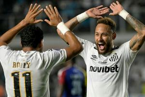 Wilde Szenen vor der Kabine: Neymar eskaliert nach Pokalsieg