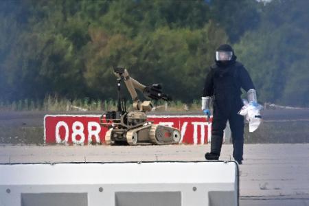 Ein Sprengroboter kam nach dem Drohnenfund zum Einsatz.