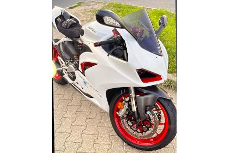 Ducati Panigale V2