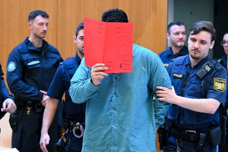 Der 25-Jährige kurz vor seiner Verurteilung vor dem Oberlandesgericht München.