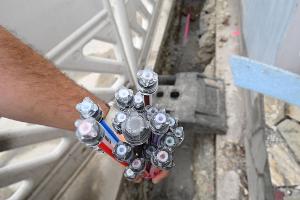 Ein Branchenbündnis fordert die freiwillige Öffnung der Glasfasernetze in Deutschland. 