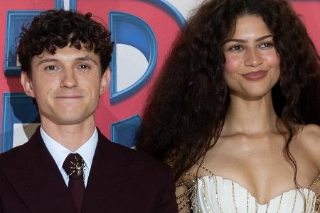 Nach heimlicher Trauung: Zendaya und Tom Holland feiern in Surrey