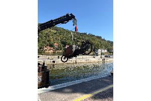 Das aus dem Neckar geborgene E-Lastenfahrrad