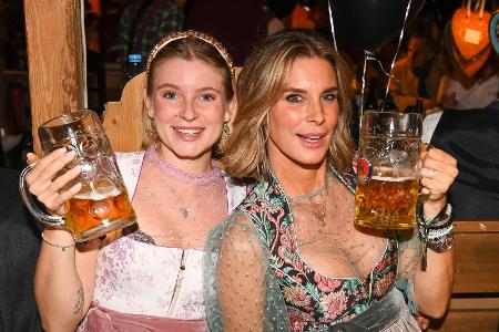 Romy und Claudelle Deckert