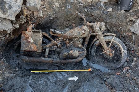 Das Niedrigwasser der Donau legte ein Motorrad aus dem Zweiten Weltkrieg frei - sowie die sterblichen Überreste zweier Wehrmachtssoldaten. 