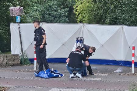 Nach einem Streit in Bremen starb ein Mann noch am Tatort.
