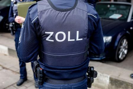 Die Finanzkontrolle Schwarzarbeit des Zolls ist zuständig für Überprüfungen. (Archivbild)