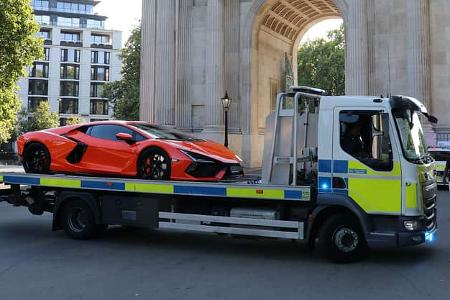 Auto-Razzia London August 2026