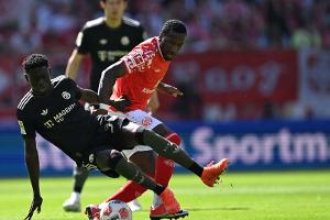 FC Bayern stattet Ndiaye mit langfristigem Profivertrag aus