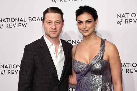 Benjamin McKenzie und Morena Baccarin 