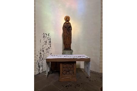 Sachbeschädigung am Seitenaltar im St.-Patrokli-Dom in Soest