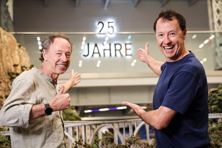 Die Brüder Gerrit und Frederik Braun und ihr Team haben nur sich mit der größten Modelleisenbahnanlage der Welt einen Traum erfüllt.