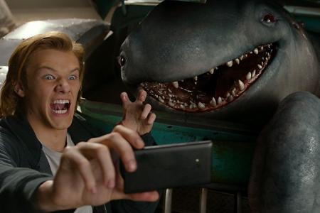 Platz 24: Monster Trucks (2016)