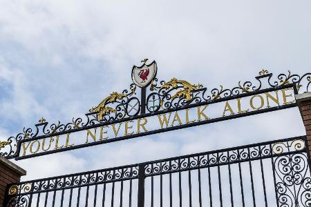 Gruppe um Bezos steigt beim FC Liverpool ein
