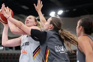 Bei Gülich-Comeback: DBB-Frauen unterliegen Spanien knapp