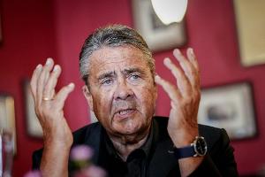 "Das eigentliche Problem der SPD ist nicht die Brandmauer, sondern es gibt ein großes Missverständnis darüber, was ein Sozialstaat ist", sagt Sigmar Gabriel.