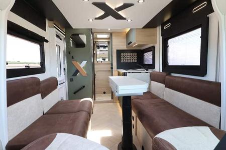Chausson X640, Campervan, Teilintegrierter