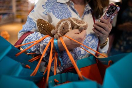 Die Eröffnung der Jellycat-Verkaufsfläche zog einige Fans an.