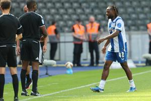 Tätlichkeit: Herthas Zeefuik zwei Spiele gesperrt